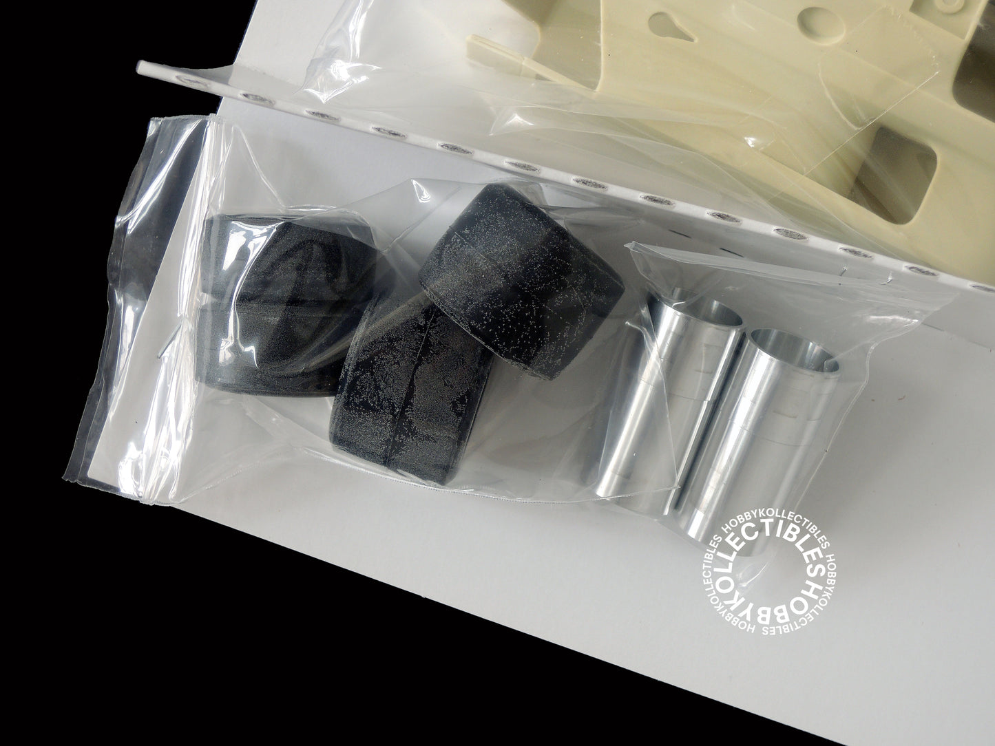 Studio 27 1/20 Lotus 93T F1 Racing Car Model kit BONUS