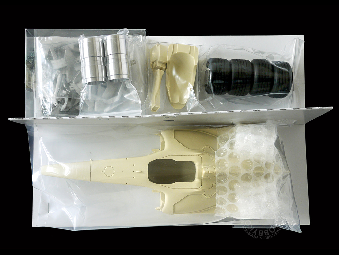 Studio27 1/20 Renault R27 F1 Racing Car Multi-Media Model Kit FK20203