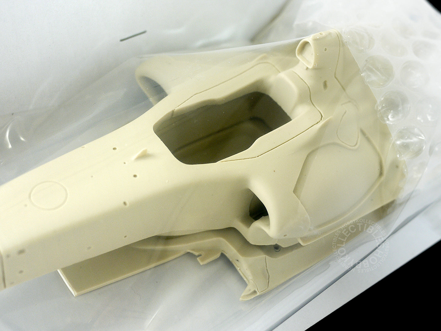 Studio27 1/20 Renault R27 F1 Racing Car Multi-Media Model Kit FK20203