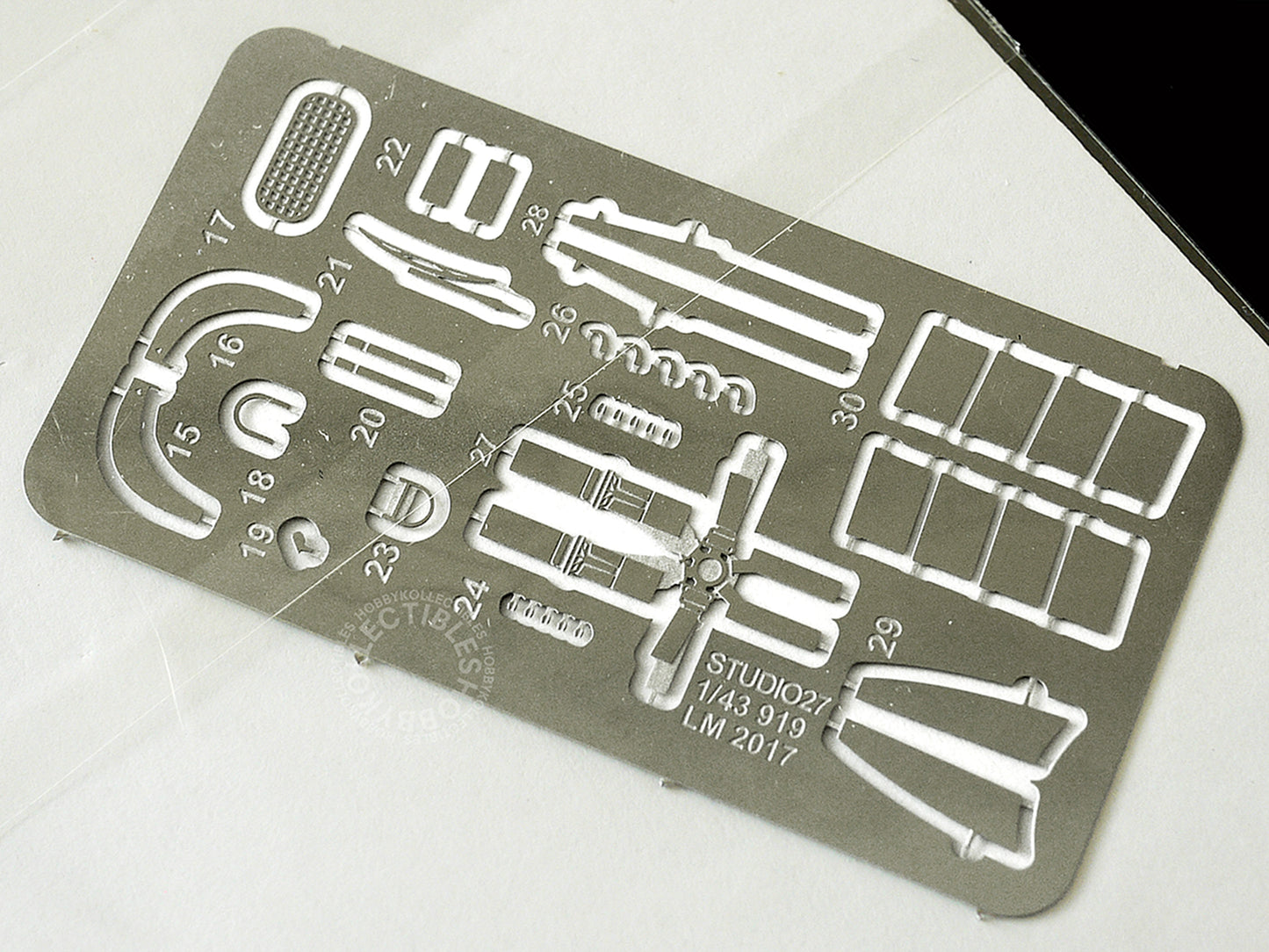 Studio27 1/43 919 Hybrid LM 24h 2017 Multi-Media Metal Model Kit