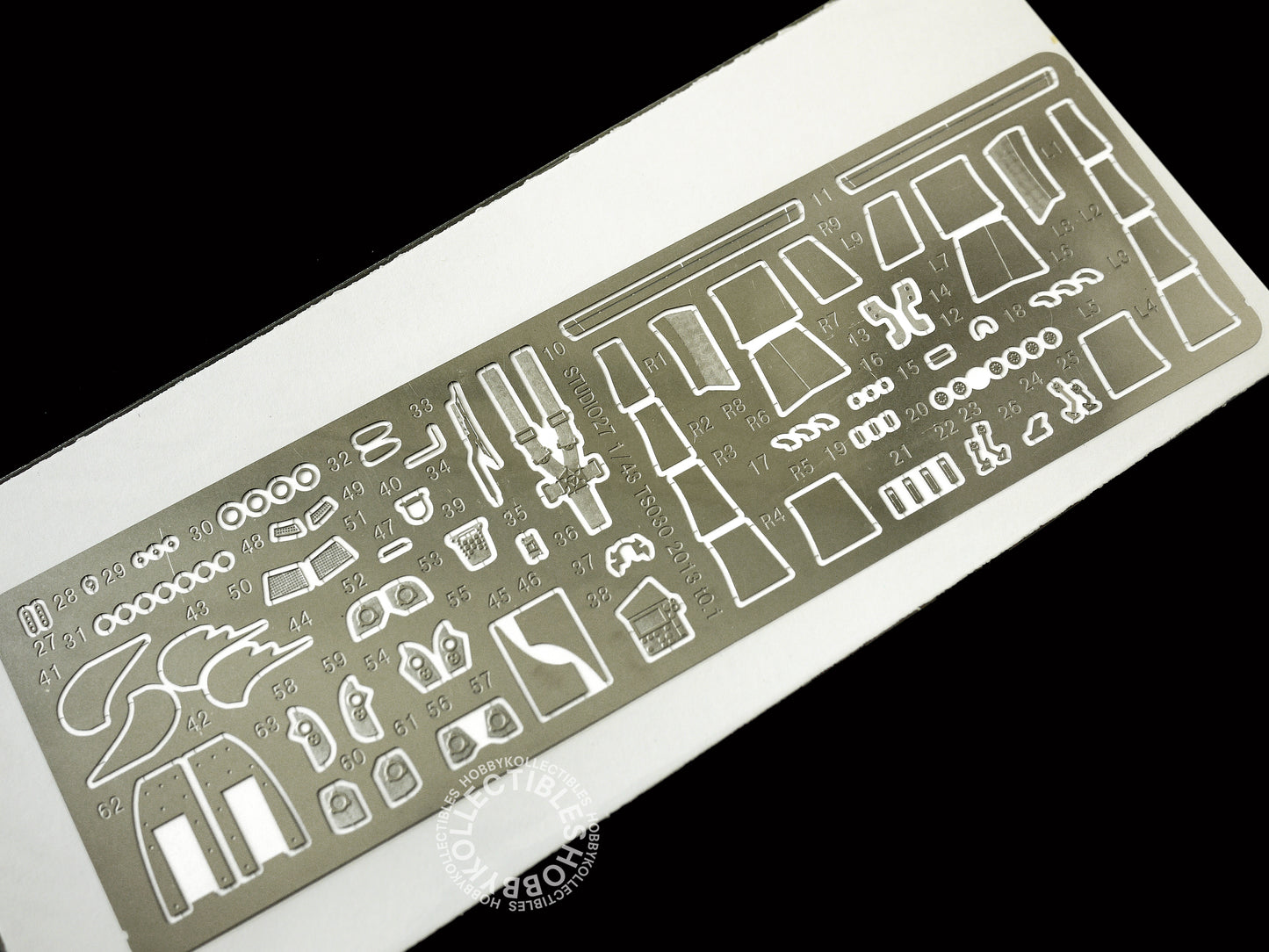 Studio27 1/43 Toyota TS030 Hybrid LM 24 Multi-Media Model Kit