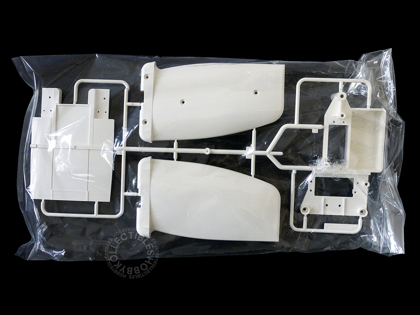 Tamiya Vintage RC 1/20 Cruiser Yacht Yamaha 40EX #56204 Model Kit
