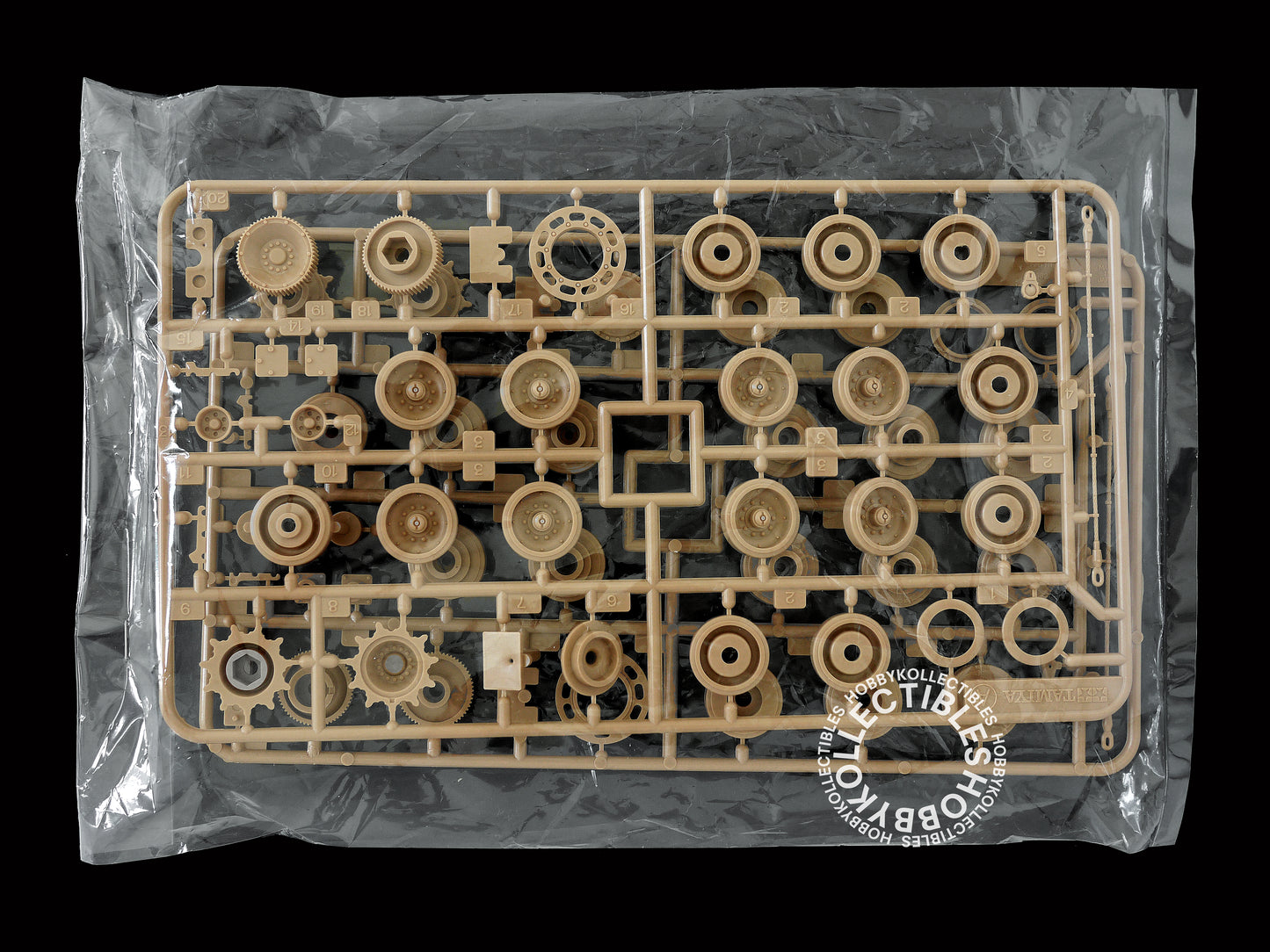 Tamiya Vintage 1/35 US M-1 Abrams Tank #4054 Model Kit
