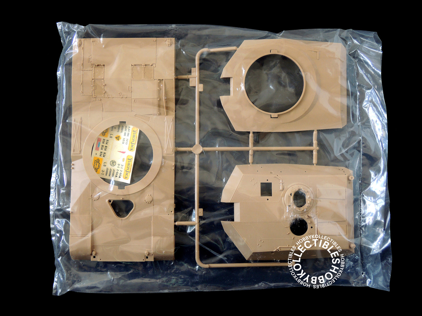 Tamiya Vintage 1/35 US M-1 Abrams Tank #3054 Model kit