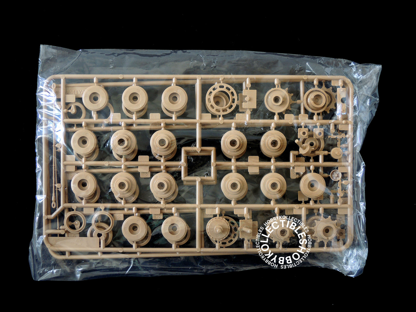 Tamiya Vintage 1/35 US M-1 Abrams Tank #3054 Model kit