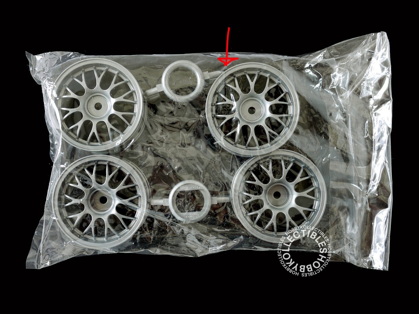 Tamiya Vintage 1/10 RC Nissan R390 GT1 LM #58203 Model Kit