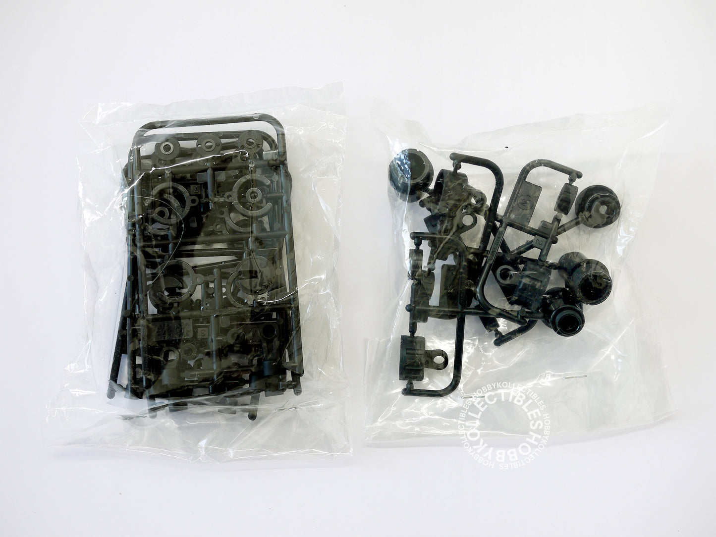 Tamiya Vintage 1/10 RC Opel Calibra V6 DTM 4WD #58150 Model Kit