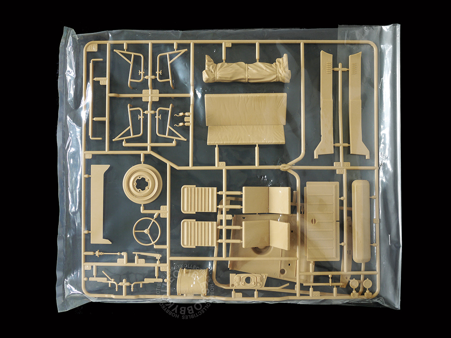 Tamiya Vintage 1/16 RC German Kübelwagen Type 82 Actpal RC System #56012 Model Kit