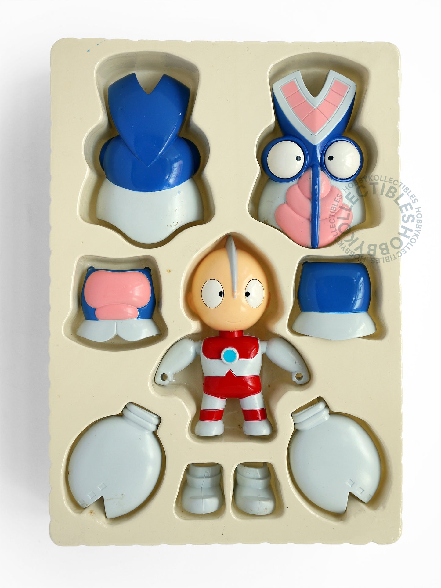 Tomy Ultraman Deform/Transform Cloths Baltan Action Figure