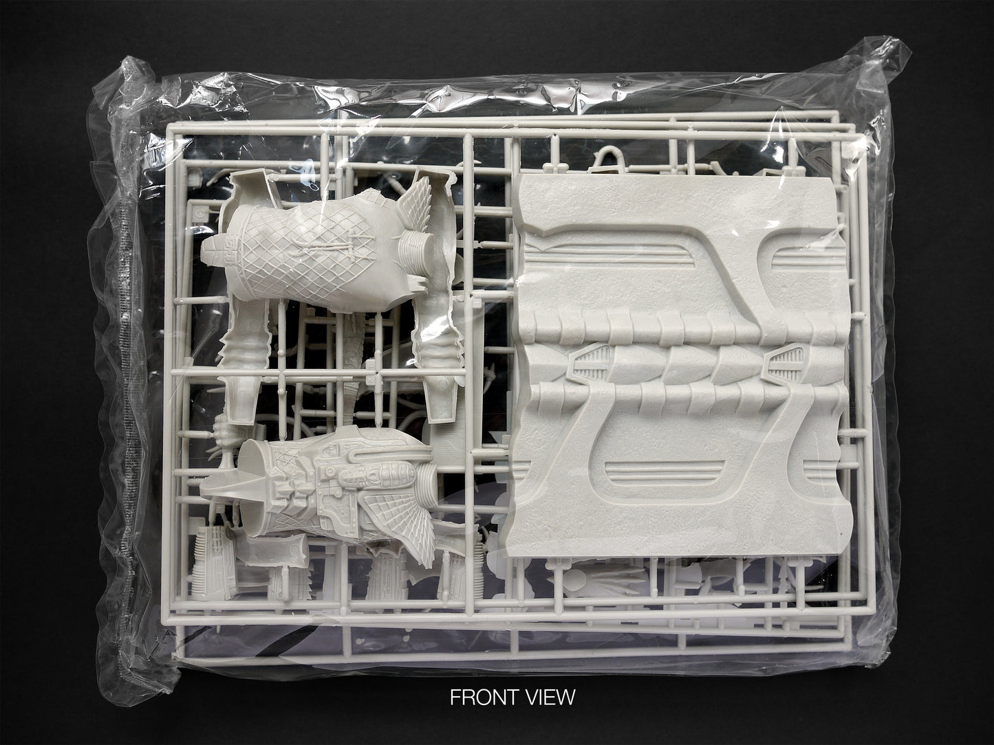 Tsukuda Hobby 1/9 Predator Plastic Model Kit Halcyon Rebox